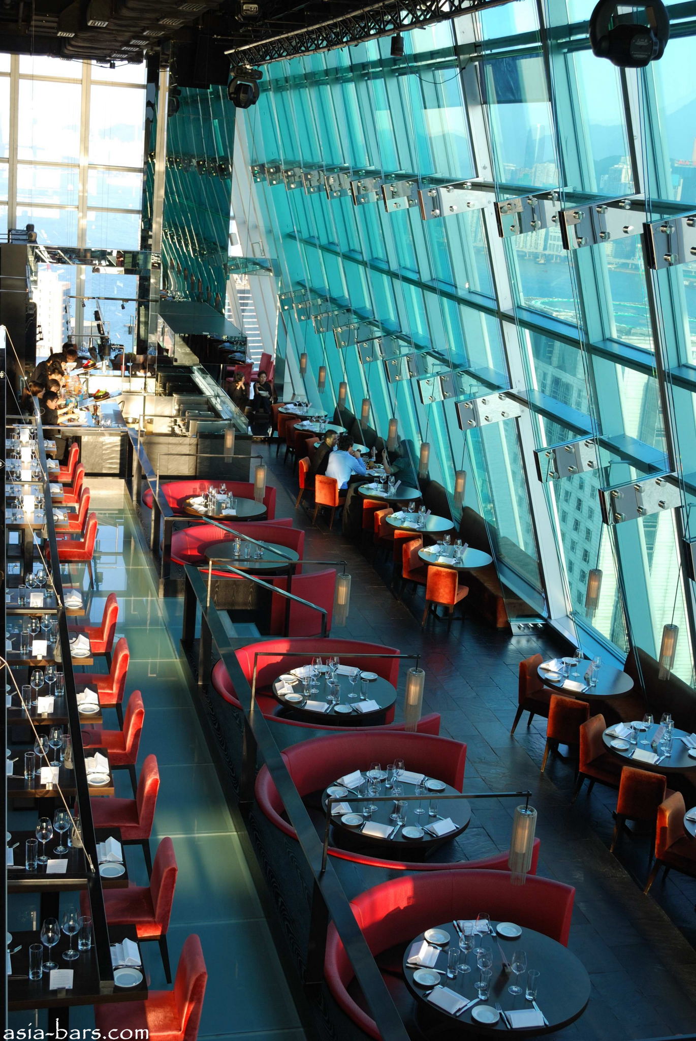 aqua spirit- Hong Kong bar & lounge overlooking harbour and city | Asia