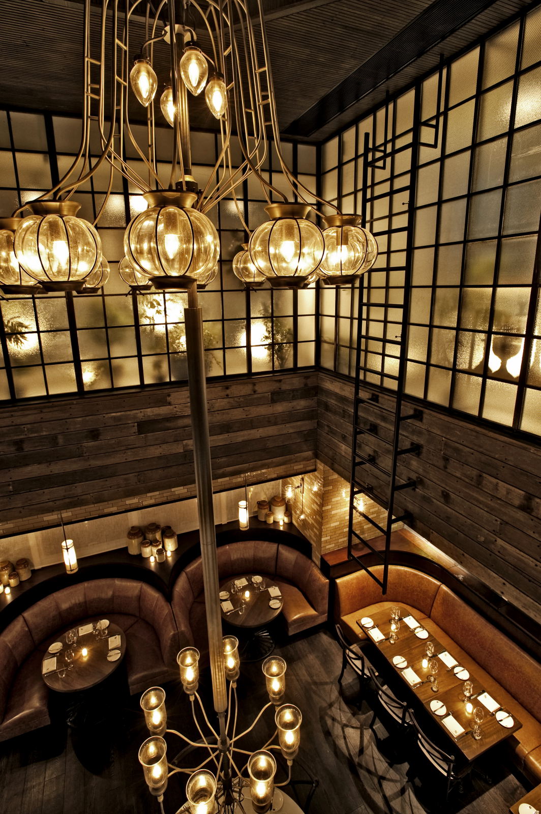 Lily & Bloom superlative bar & restaurant in Hong Kong Asia Bars