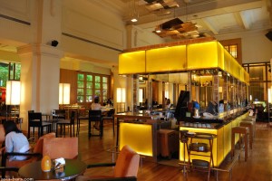 post-bar-fullerton-hotel