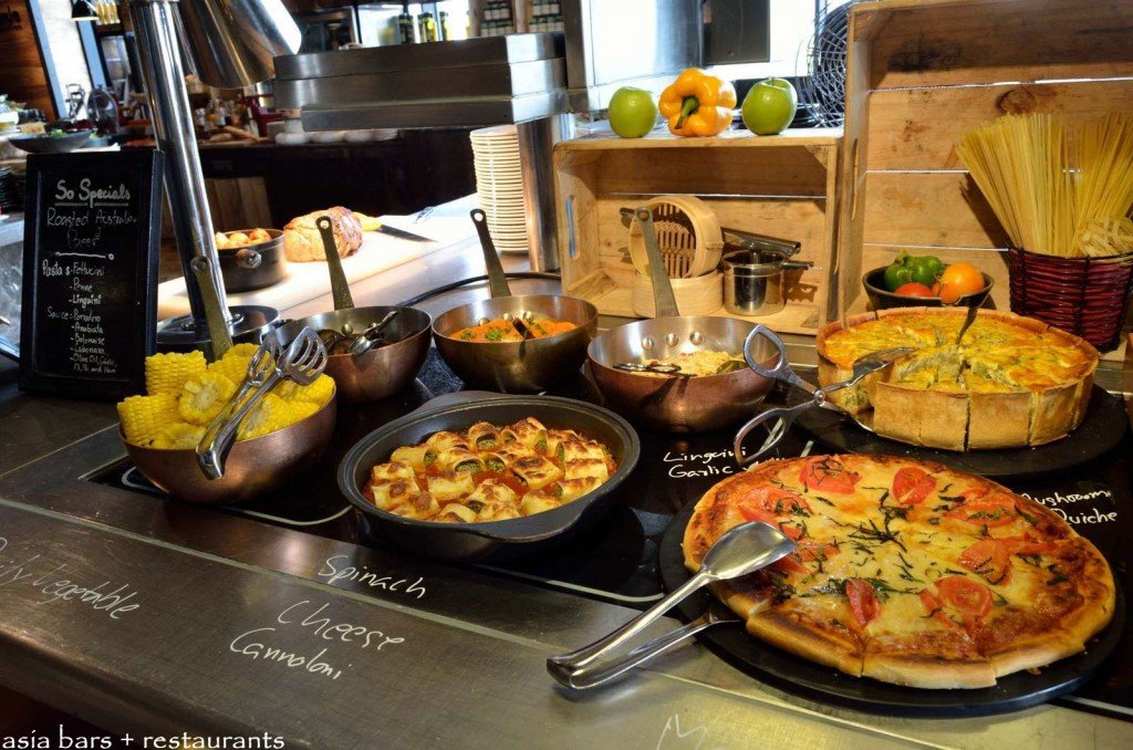 red oven sofitel so bangkok