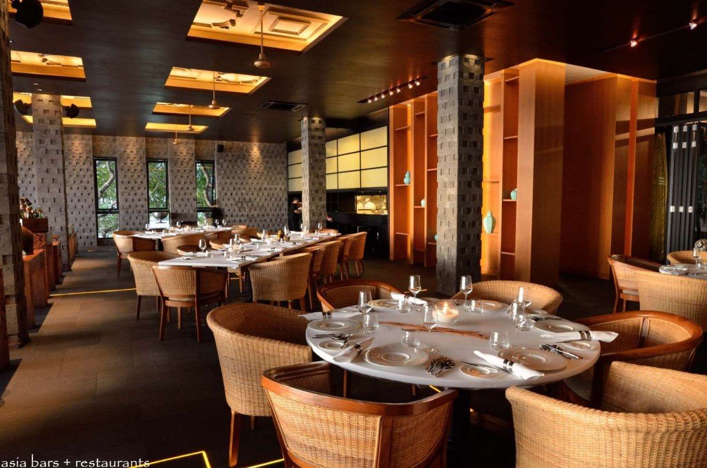 mozaic beachclub bali