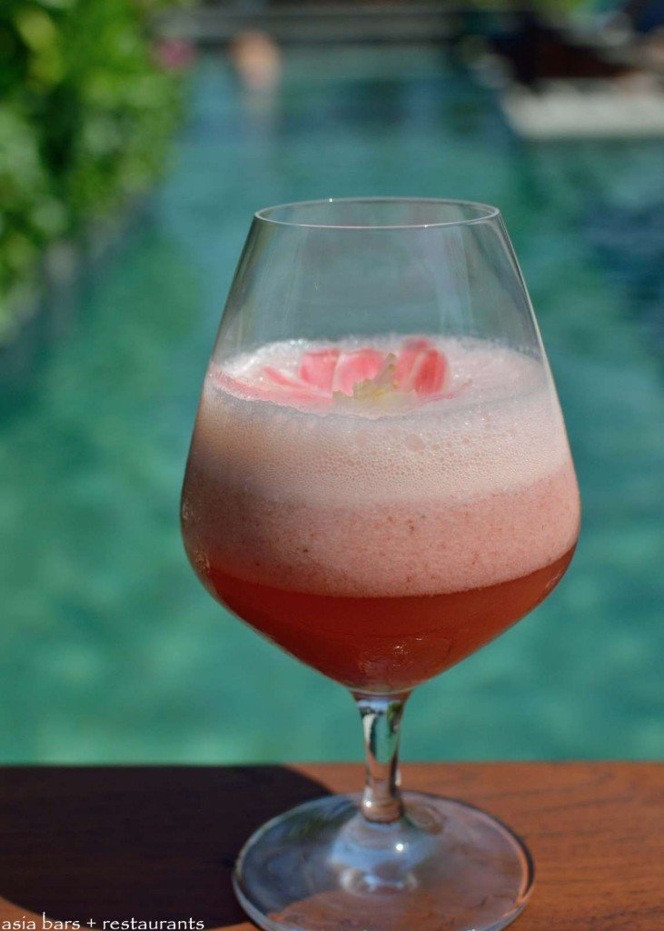 mozaic beachclub bali