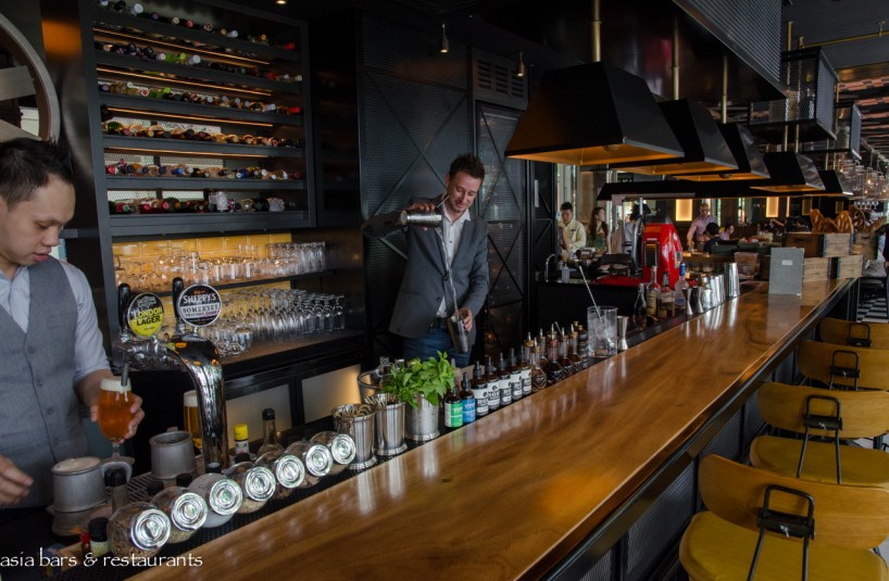 Bread Street Kitchen bar