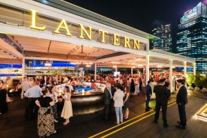 lantern bar fullerton bay